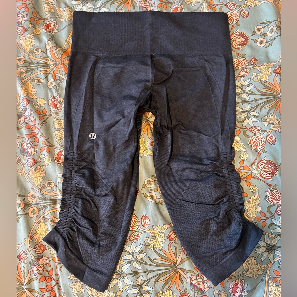 Lululemon Athletica In the Flow Women’s Crop Leggings